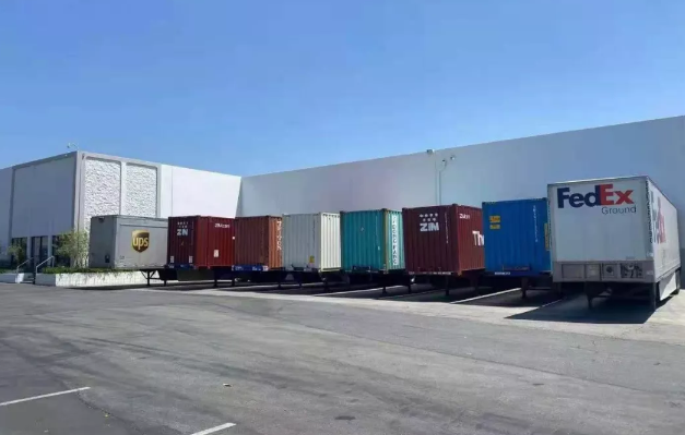 美國(guó)海外倉(cāng)+UPS/FedEx“最后一公里”，配送覆蓋無(wú)死角